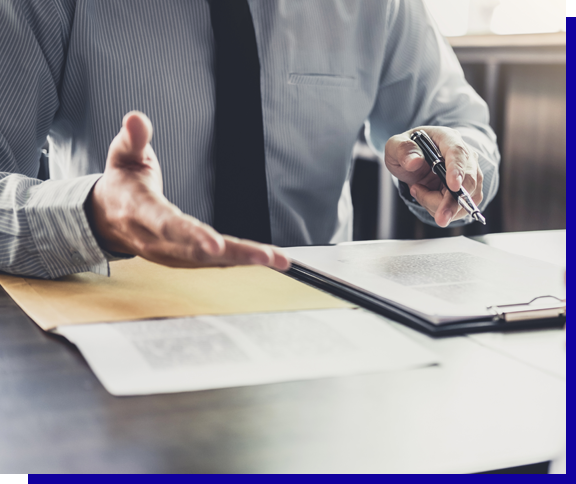 lawyers is consulting the client photo lawyers is consulting the client